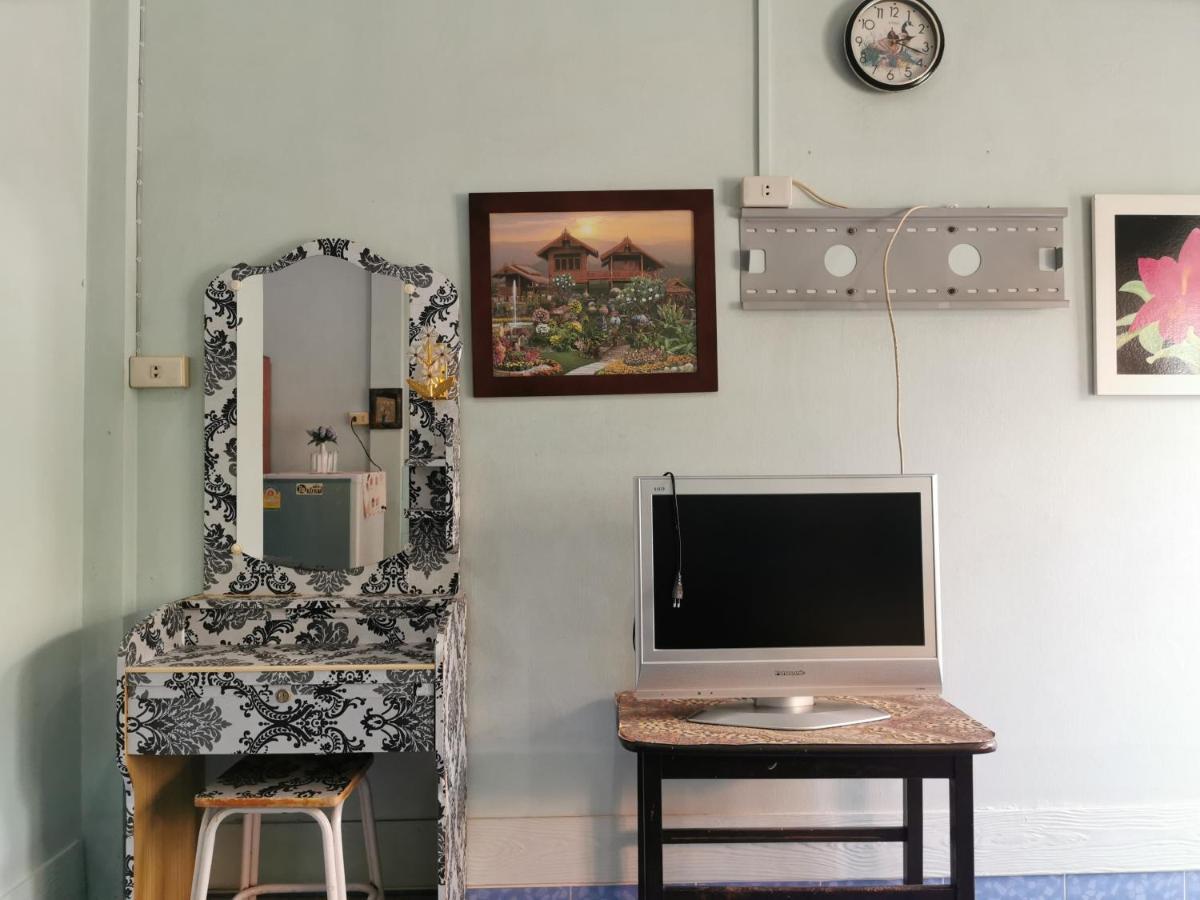 Samiya Guesthouse Бангсен Екстер'єр фото